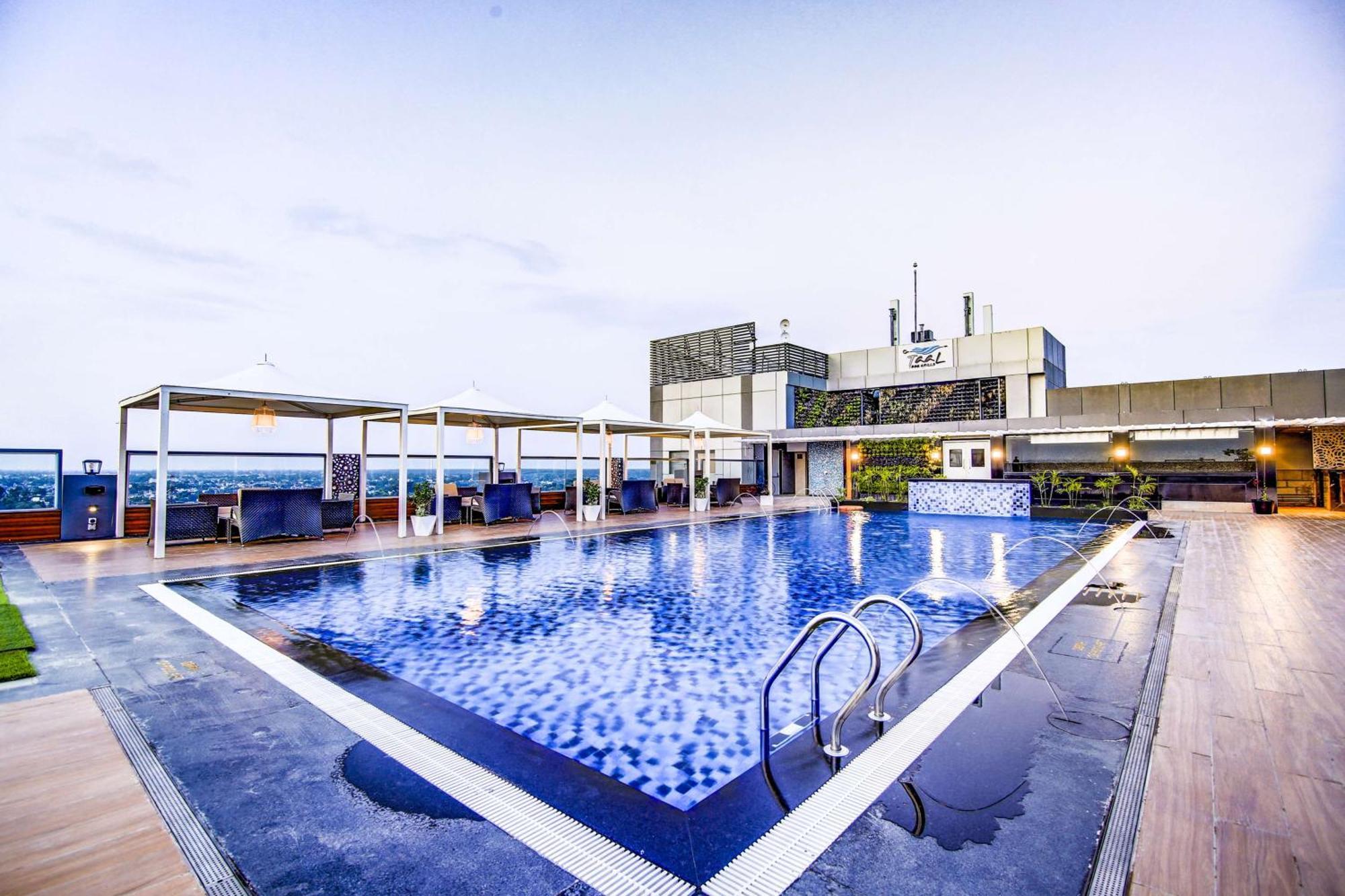 Hotel Radisson Blu Gorakhpur Exterior foto